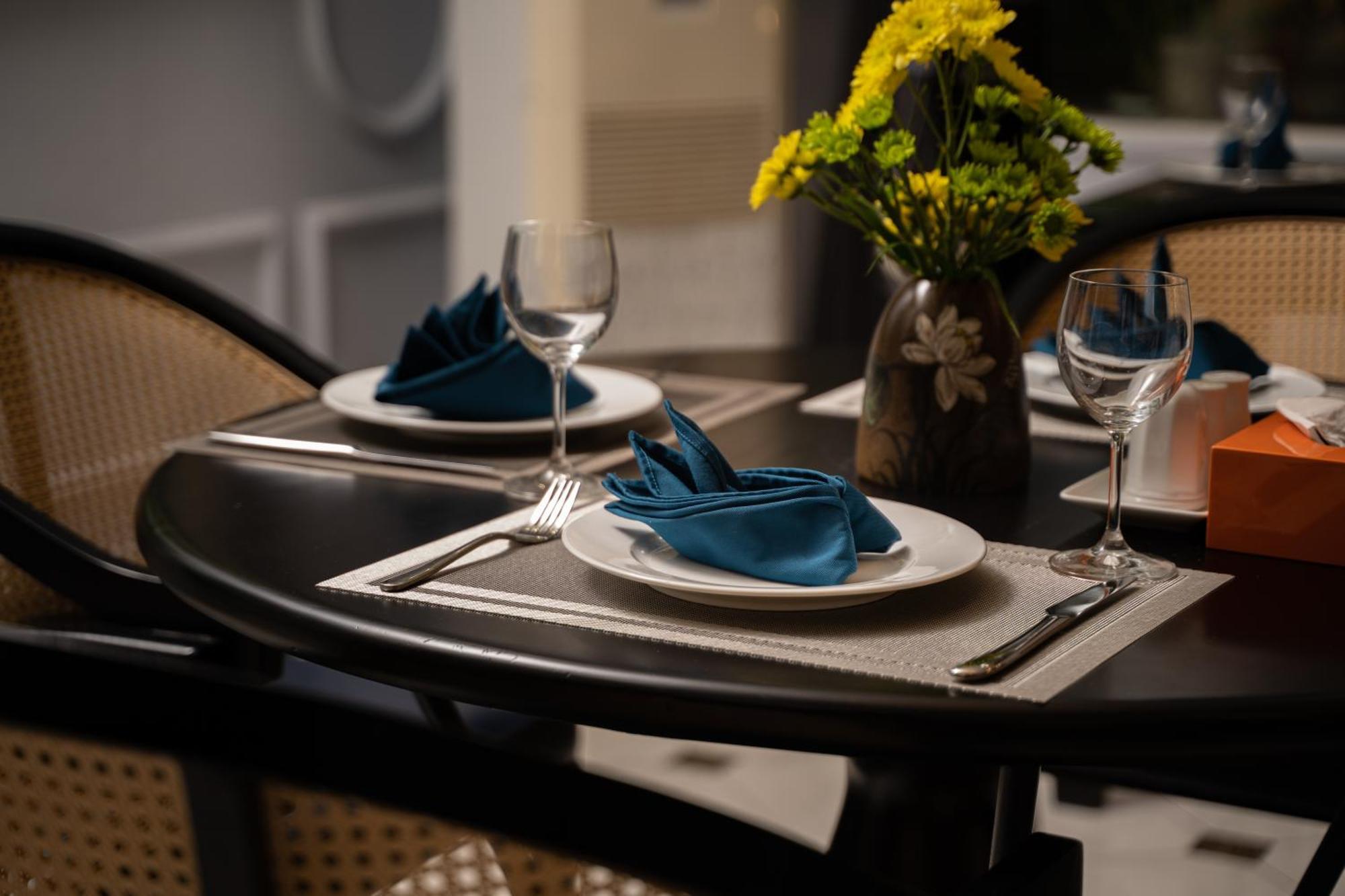 Hanoi Garden Hotel & Spa Bagian luar foto